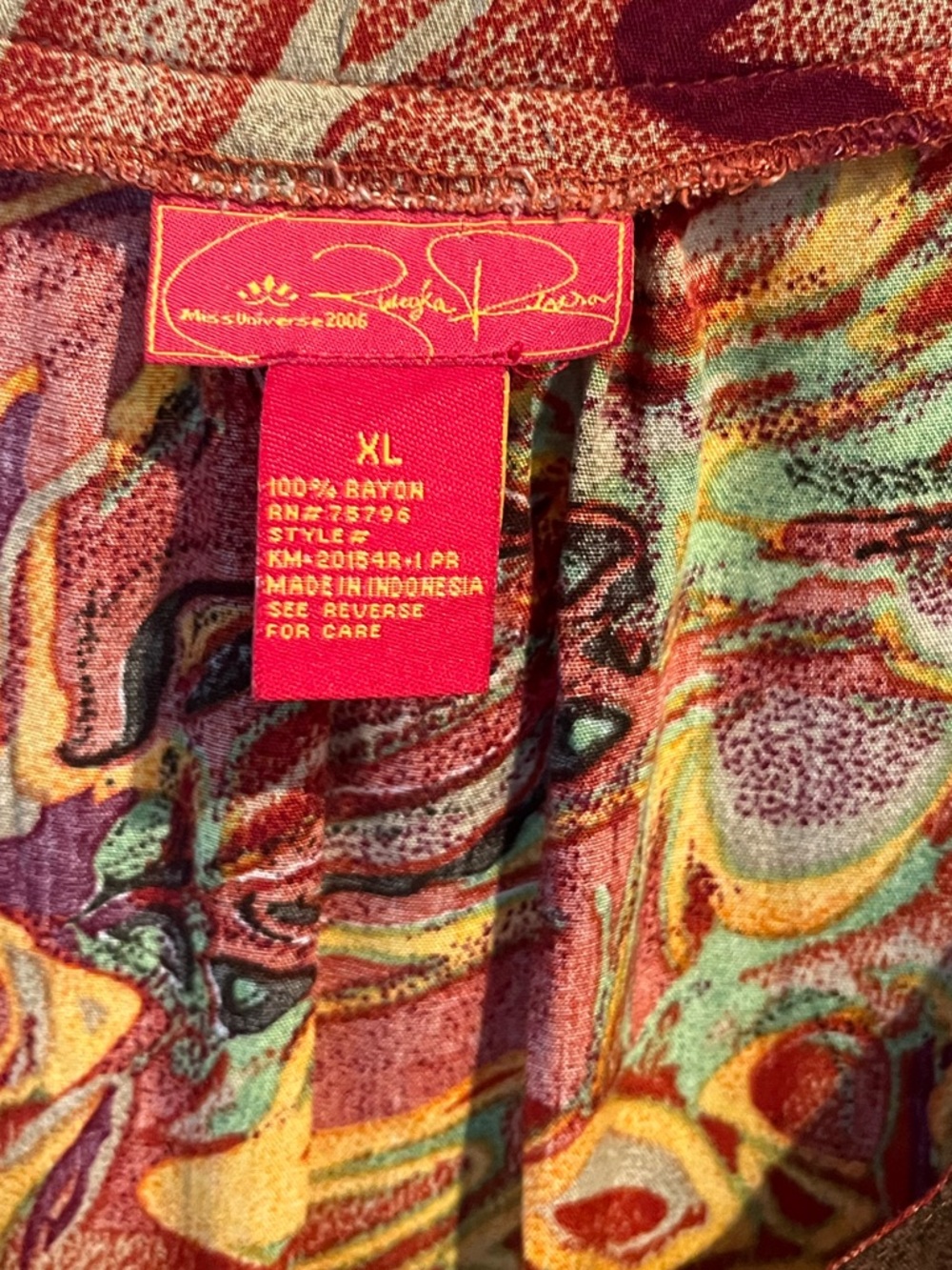 🎉Source Unknown Multicolor Abstract Flutter Sleeve Blouse - Picture 2 of 3